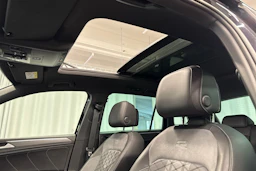 musta Volkswagen Tiguan 2024 kuva 23.
