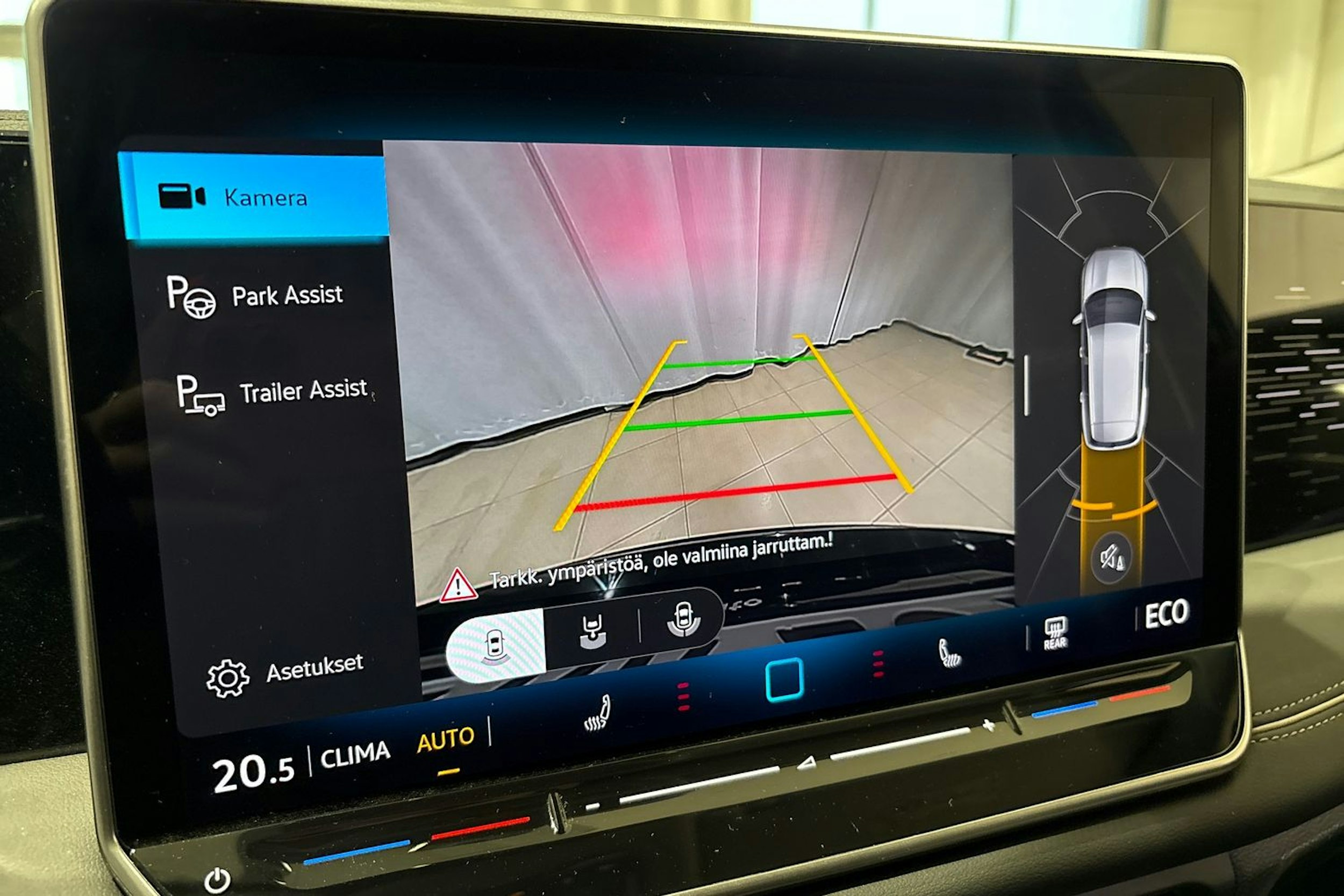 musta Volkswagen Tiguan 2024 kuva 20.