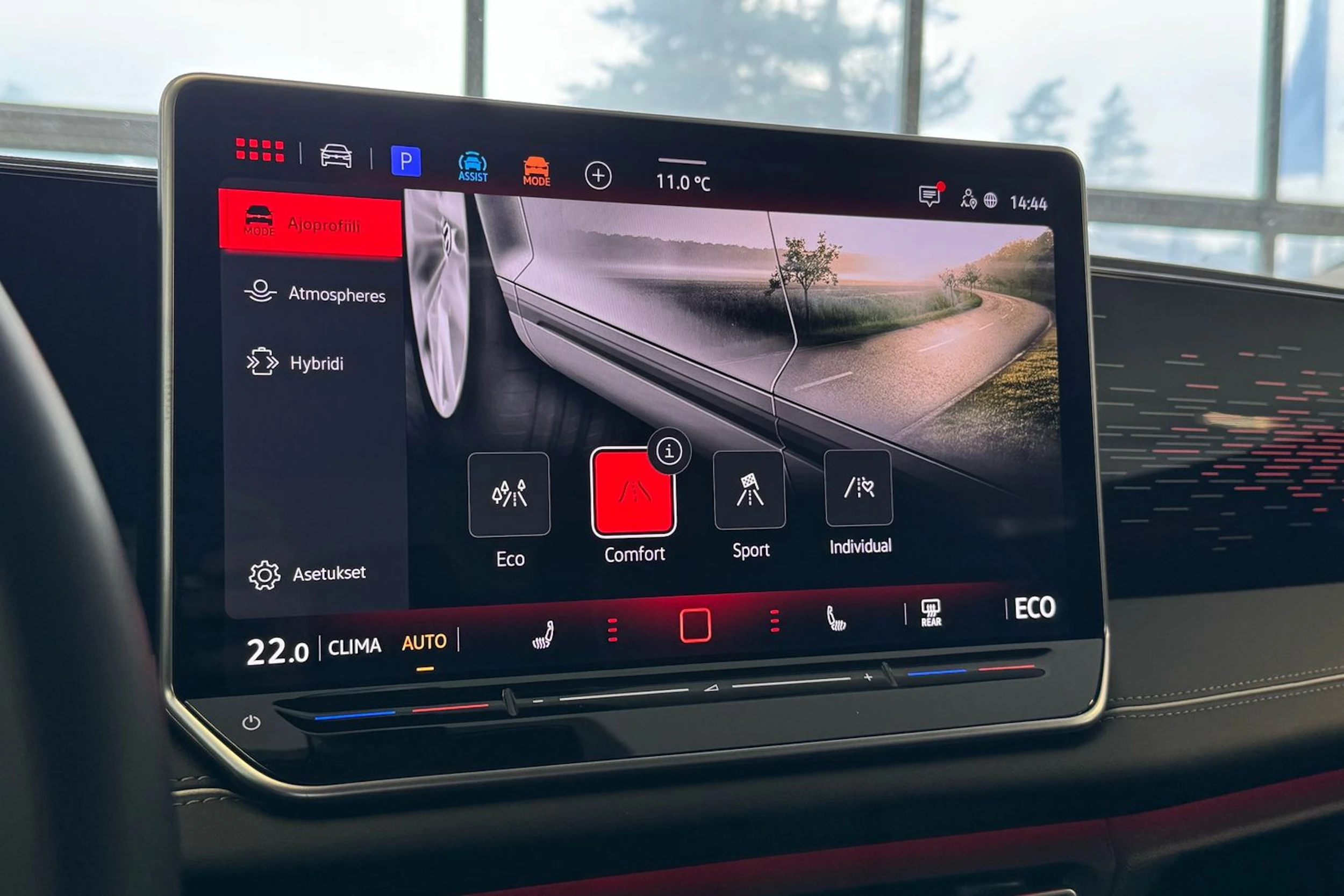 musta Volkswagen Tiguan 2024 kuva 33.