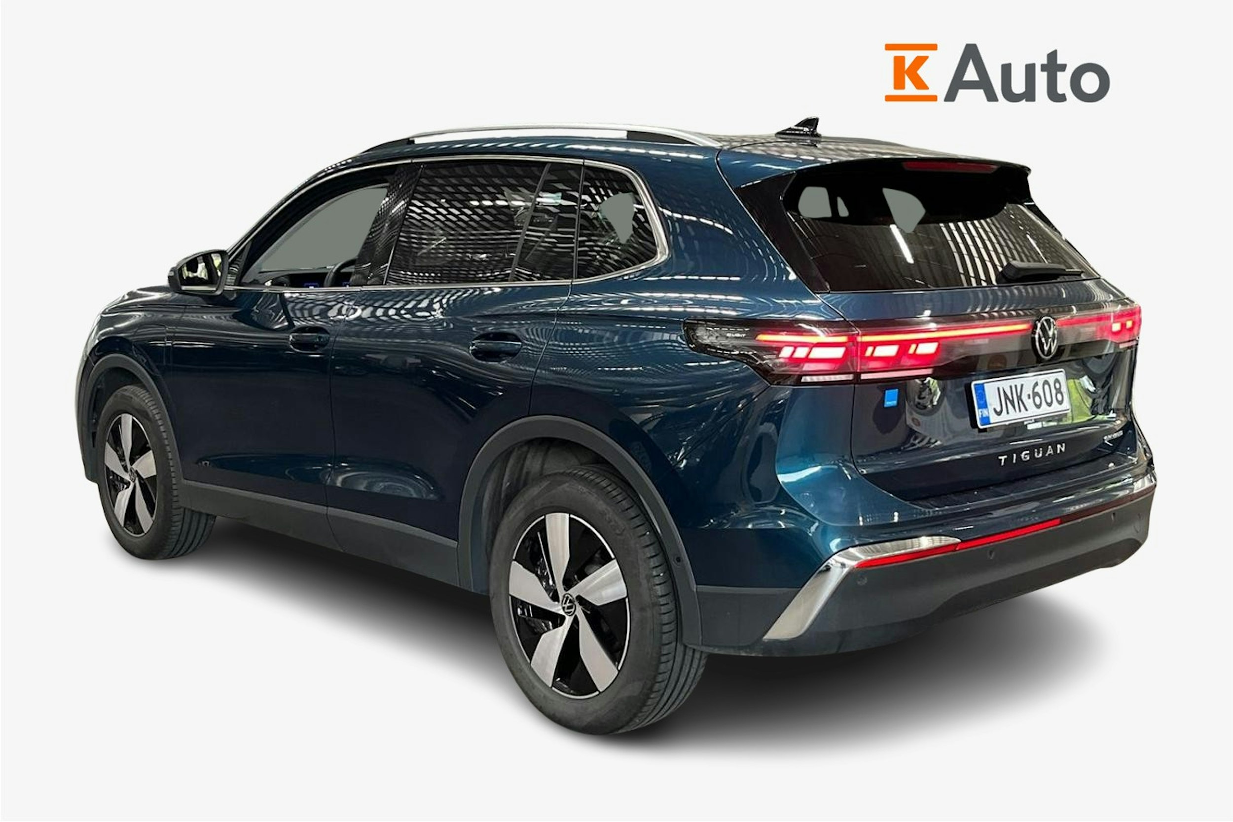 sininen Volkswagen Tiguan 2024 kuva 2.