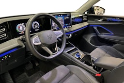 sininen Volkswagen Tiguan 2024 kuva 3.