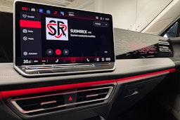 sininen Volkswagen Tiguan 2024 kuva 13.
