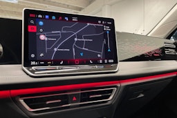 sininen Volkswagen Tiguan 2024 kuva 14.