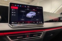 sininen Volkswagen Tiguan 2024 kuva 19.