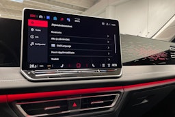 sininen Volkswagen Tiguan 2024 kuva 20.
