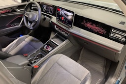 sininen Volkswagen Tiguan 2024 kuva 31.