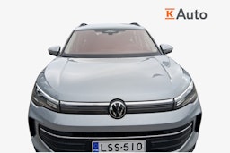 harmaa Volkswagen Tiguan 2024 kuva 4.