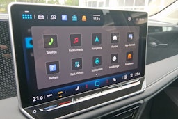 harmaa Volkswagen Tiguan 2024 kuva 13.