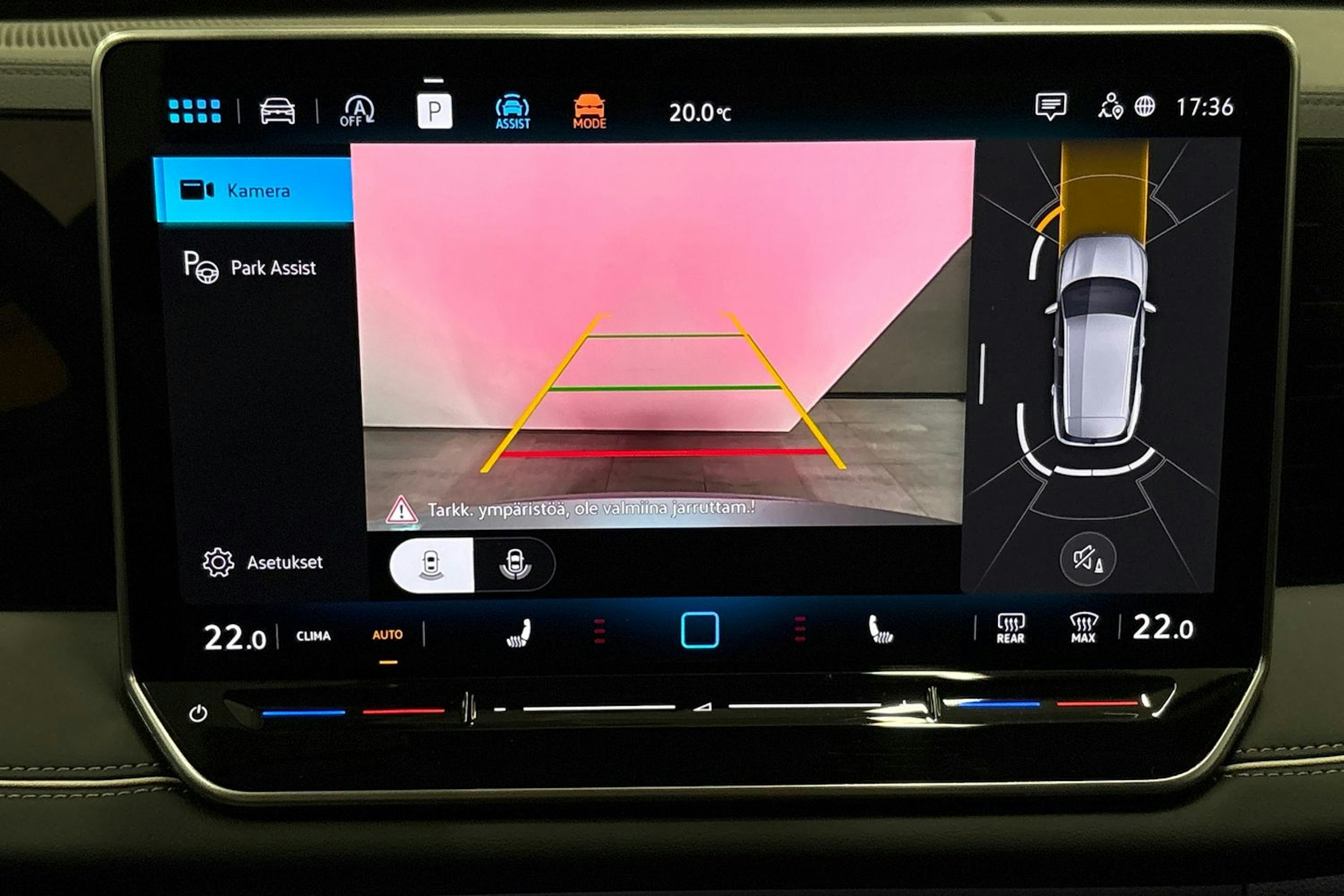 harmaa Volkswagen Tiguan 2024 kuva 15.