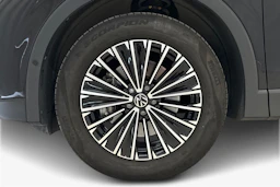 musta Volkswagen Tiguan 2024 kuva 12.