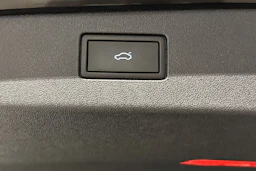 musta Volkswagen Tiguan 2024 kuva 19.
