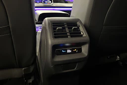 musta Volkswagen Tiguan 2024 kuva 23.