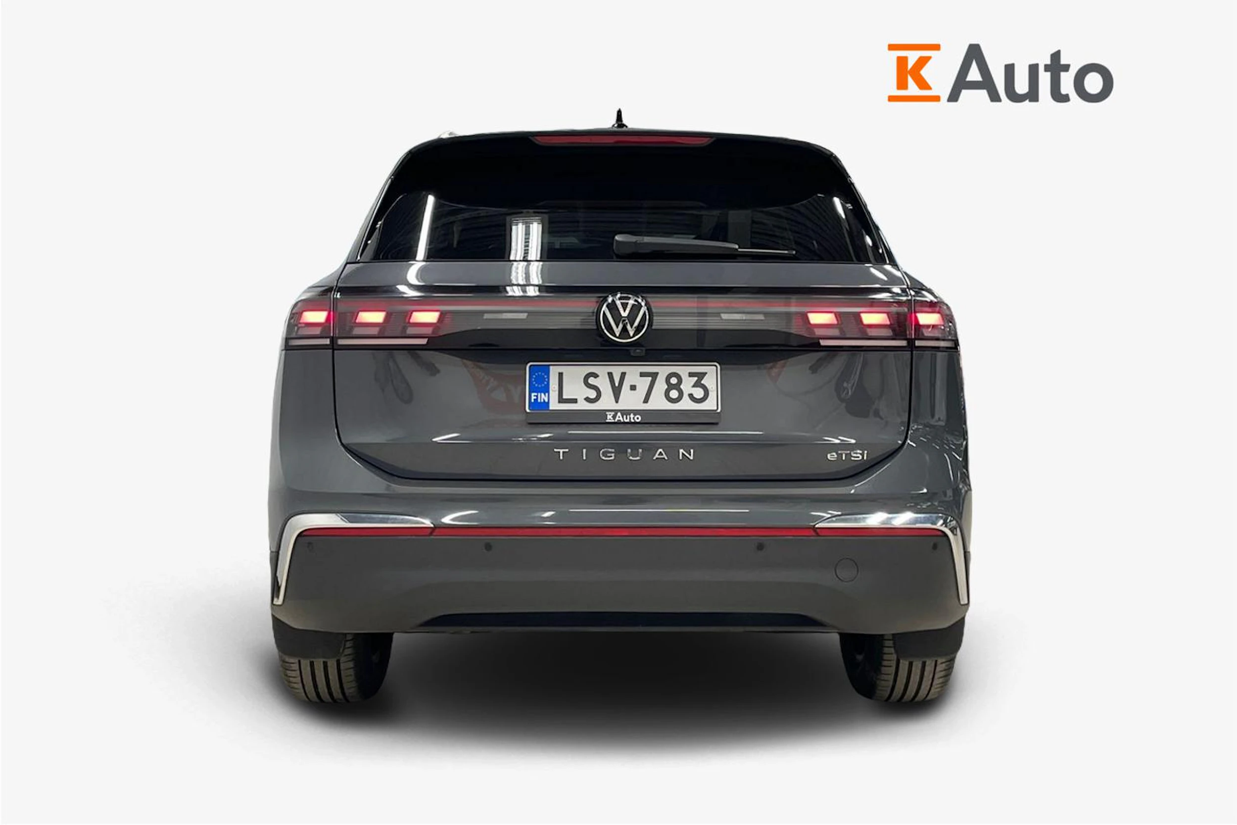 Harmaa Volkswagen Tiguan 2024 kuva 3.