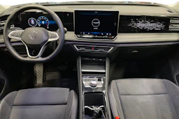 Harmaa Volkswagen Tiguan 2024 kuva 7.