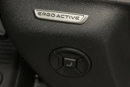 Harmaa Volkswagen Tiguan 2024 kuva 12.