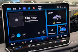 Harmaa Volkswagen Tiguan 2024 kuva 17.