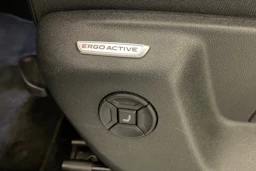 harmaa Volkswagen Tiguan 2025 kuva 14.