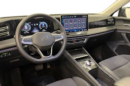 harmaa Volkswagen Tiguan 2024 kuva 7.