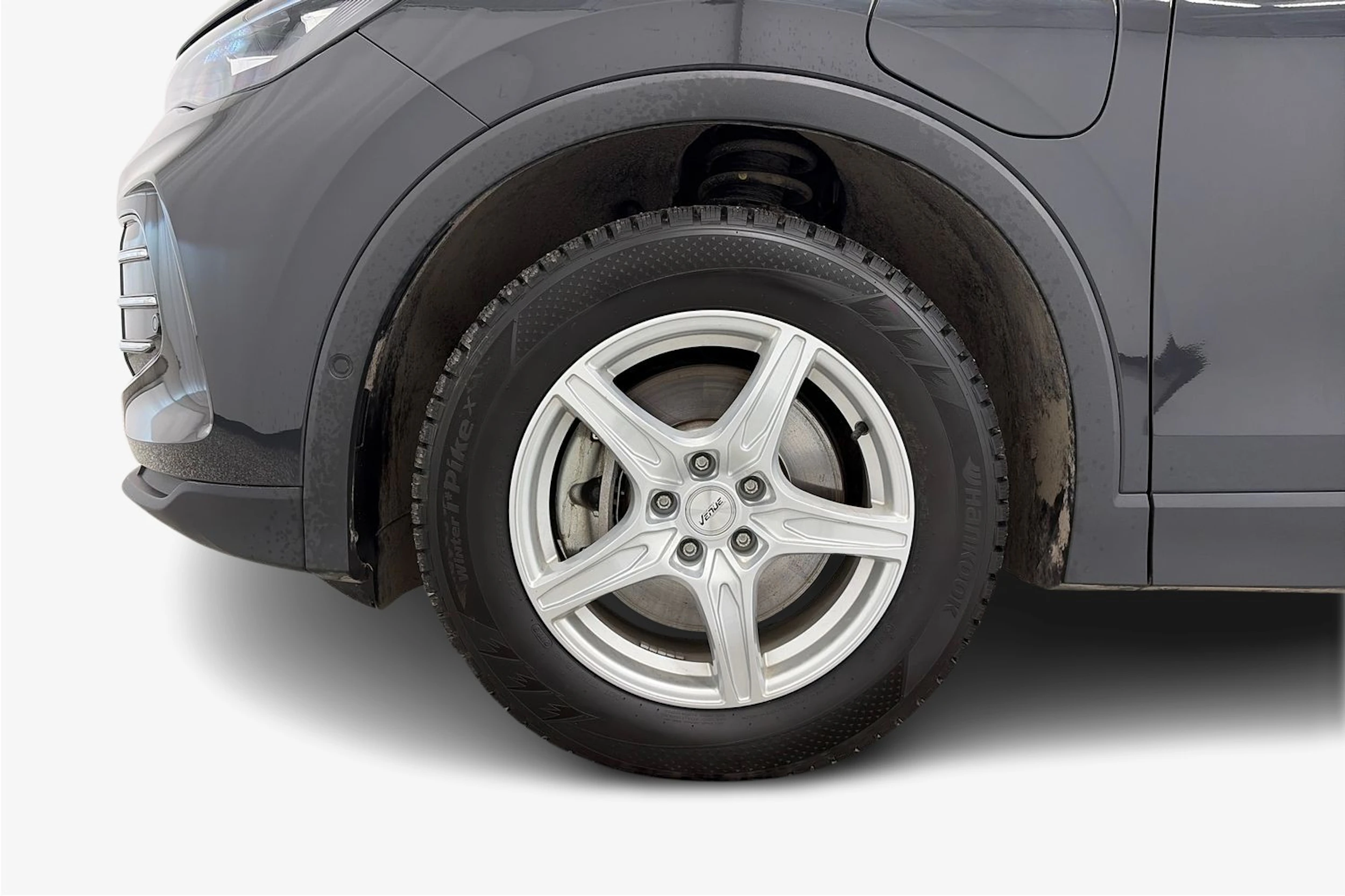 harmaa Volkswagen Tiguan 2024 kuva 11.