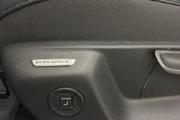 harmaa Volkswagen Tiguan 2024 kuva 18.