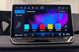 harmaa Volkswagen Tiguan 2024 kuva 28.