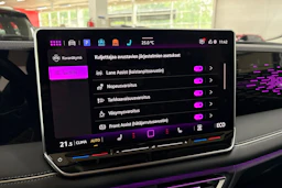 Harmaa Volkswagen Tiguan 2024 kuva 20.