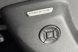 Harmaa Volkswagen Tiguan 2024 kuva 25.