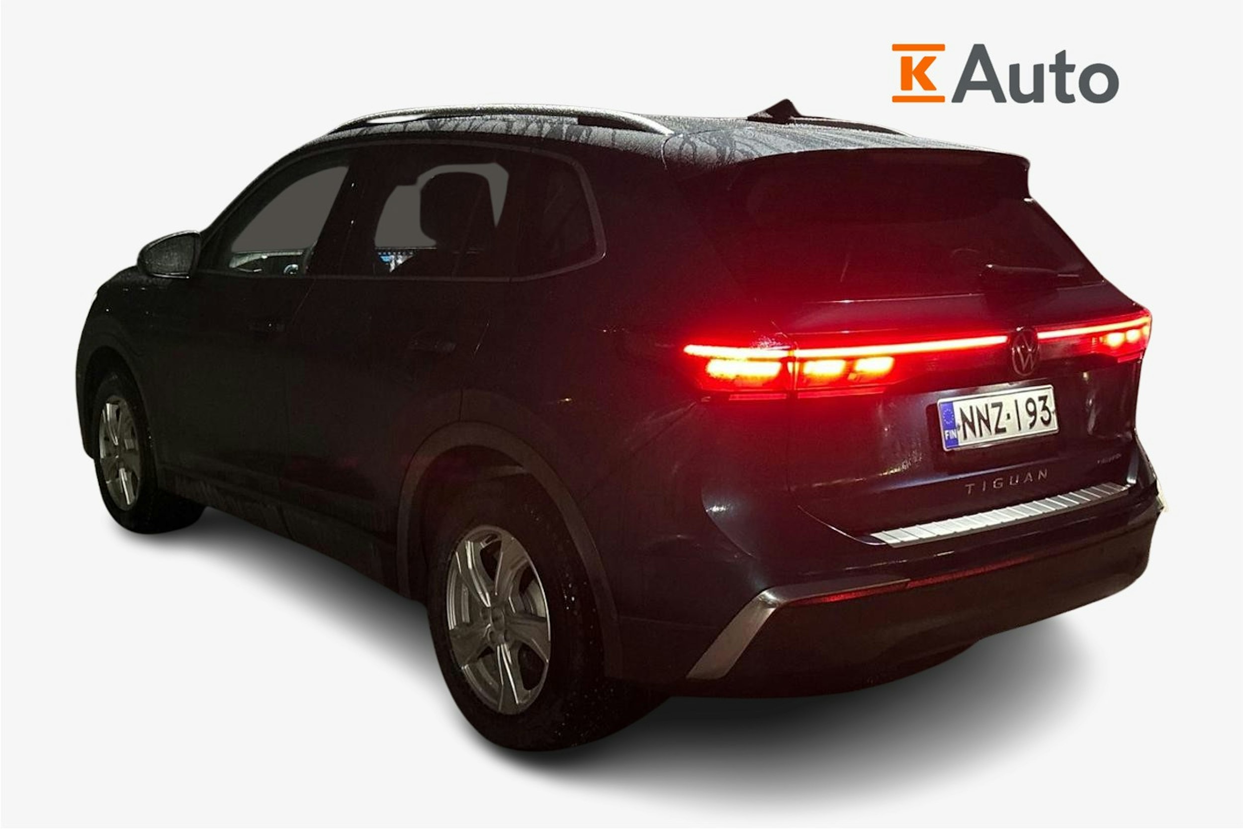 sininen Volkswagen Tiguan 2024 kuva 2.