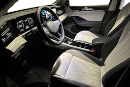 sininen Volkswagen Tiguan 2024 kuva 3.