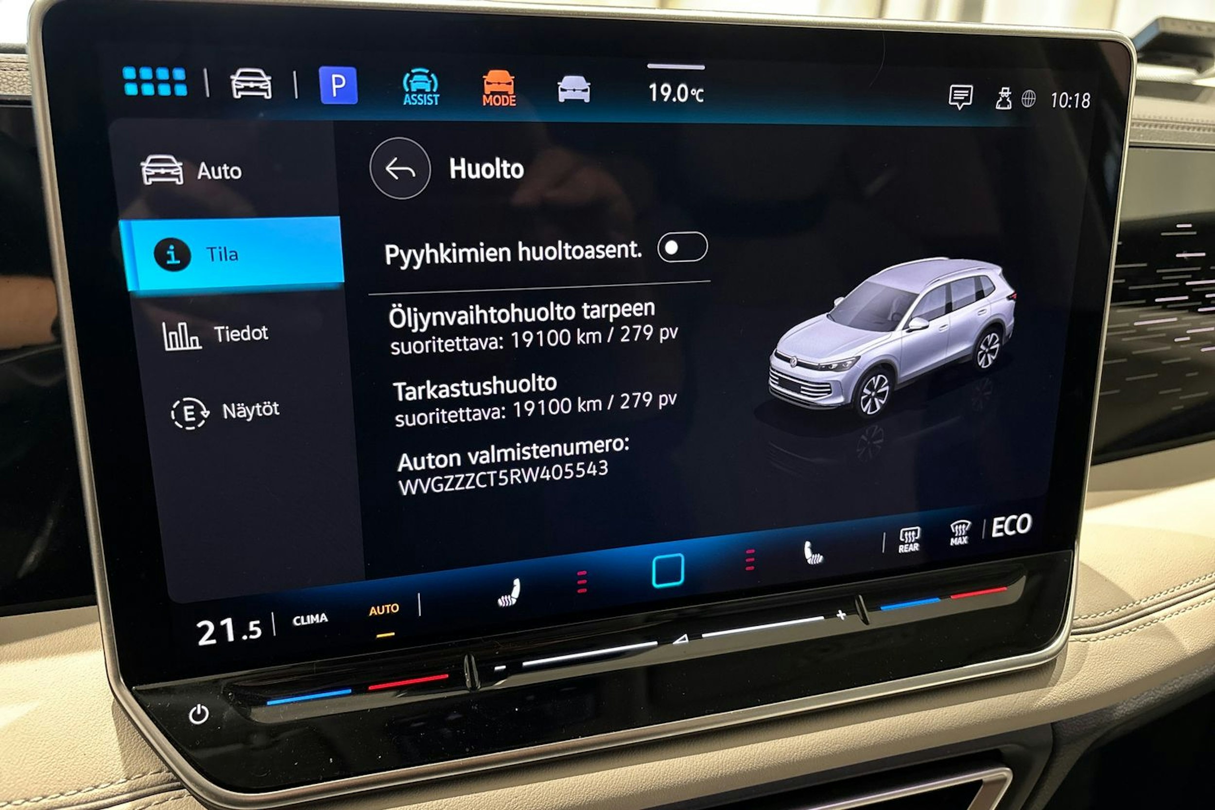 sininen Volkswagen Tiguan 2024 kuva 23.