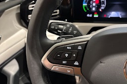 sininen Volkswagen Tiguan 2024 kuva 30.