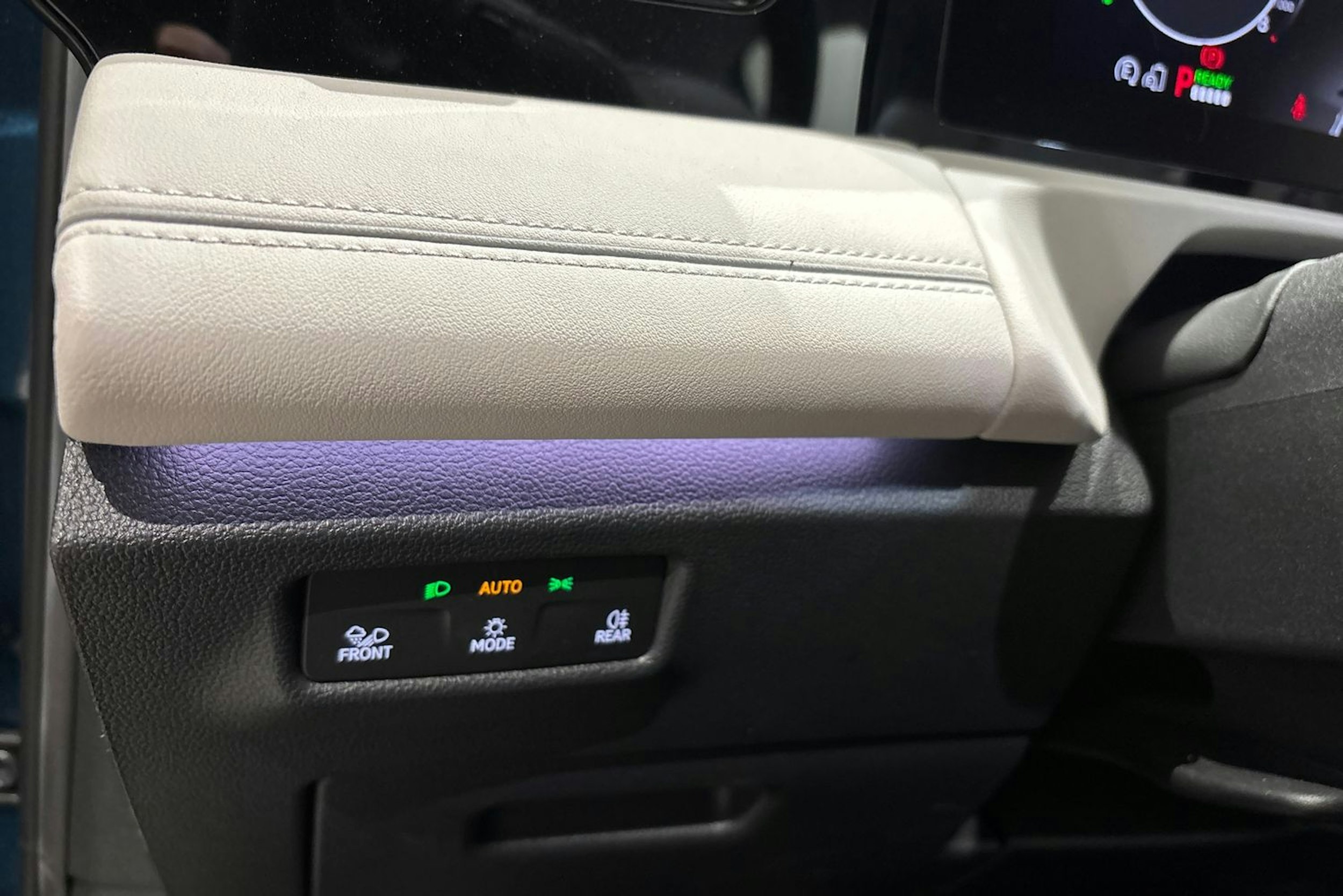 sininen Volkswagen Tiguan 2024 kuva 33.