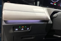 sininen Volkswagen Tiguan 2024 kuva 33.