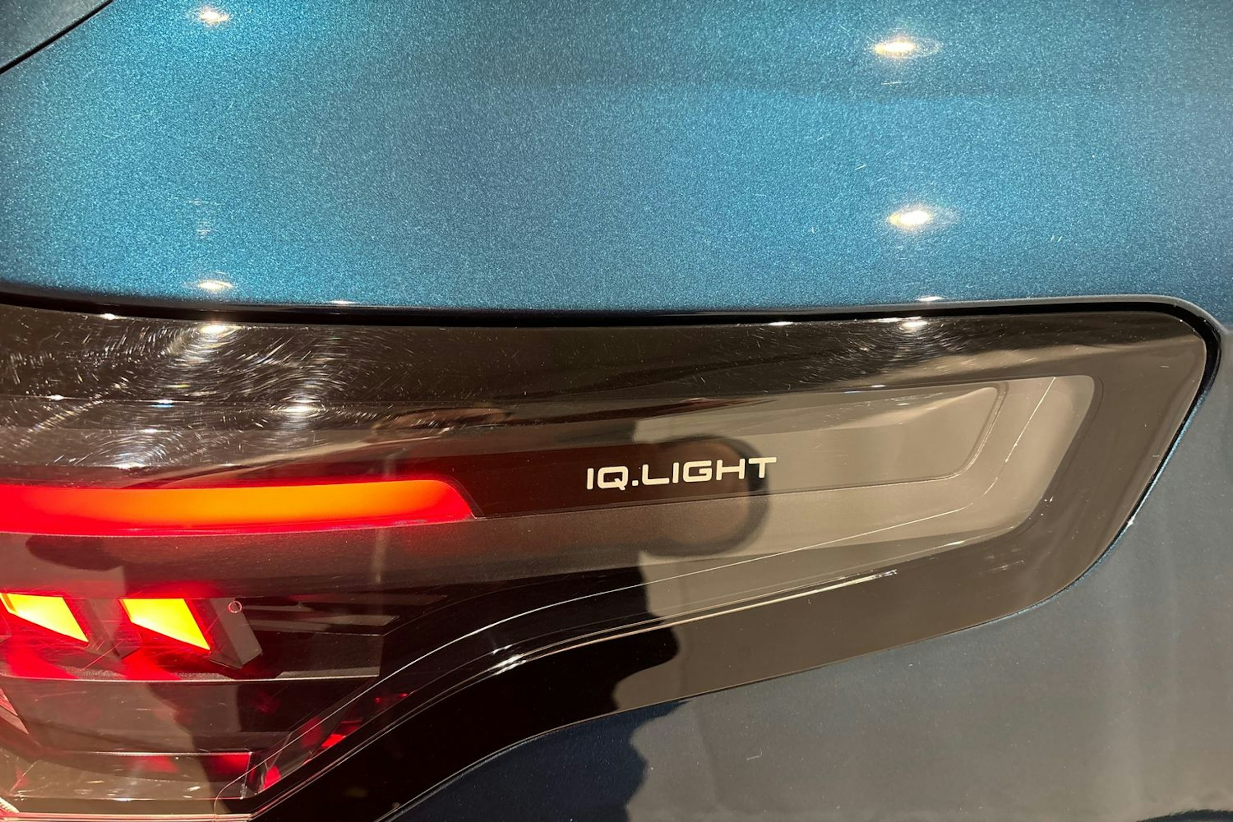 sininen Volkswagen Tiguan 2024 kuva 37.