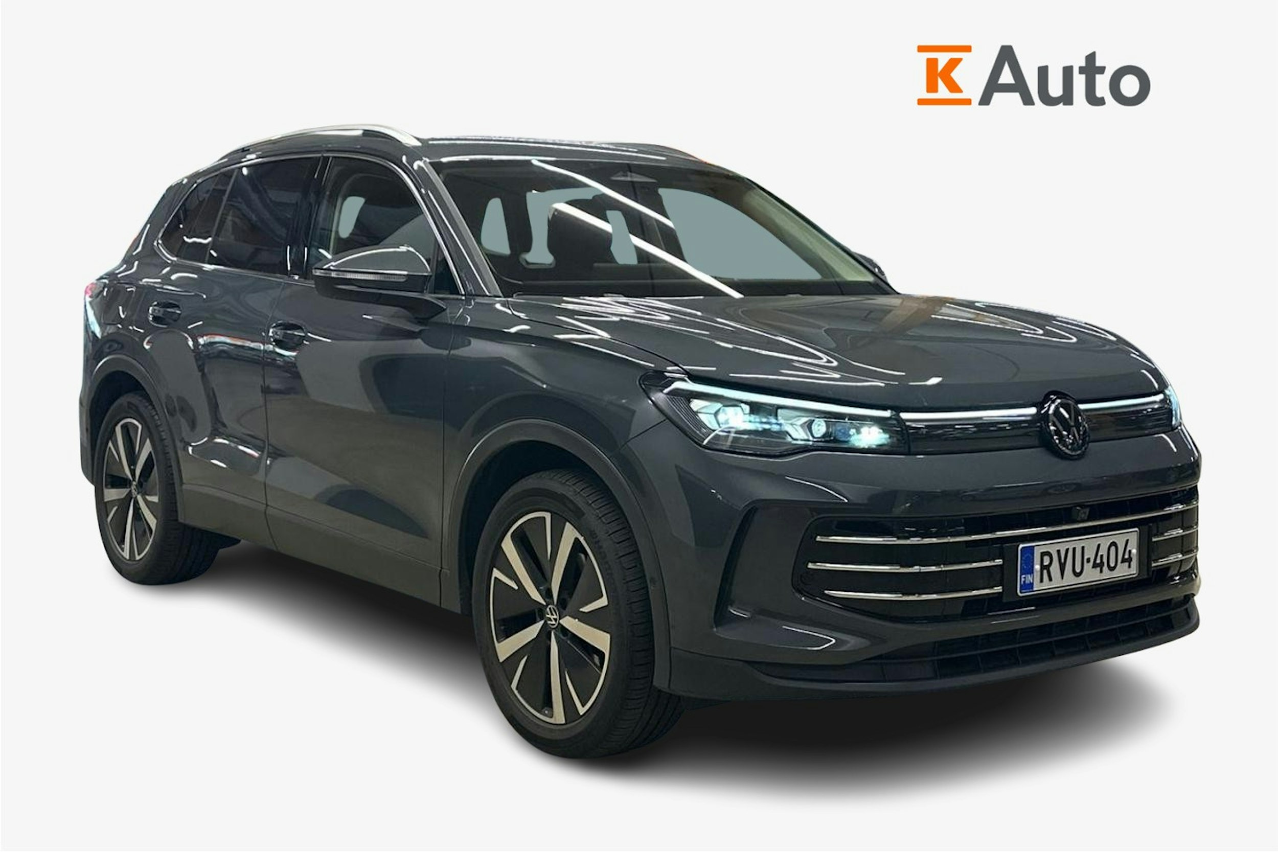 harmaa Volkswagen Tiguan 2024 kuva 1.