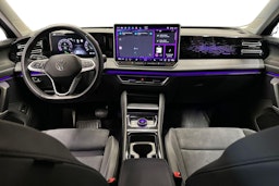 harmaa Volkswagen Tiguan 2024 kuva 9.