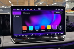harmaa Volkswagen Tiguan 2024 kuva 26.