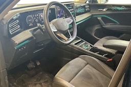 sininen Volkswagen Tiguan 2024 kuva 3.