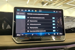valkoinen Volkswagen Tiguan 2024 kuva 19.