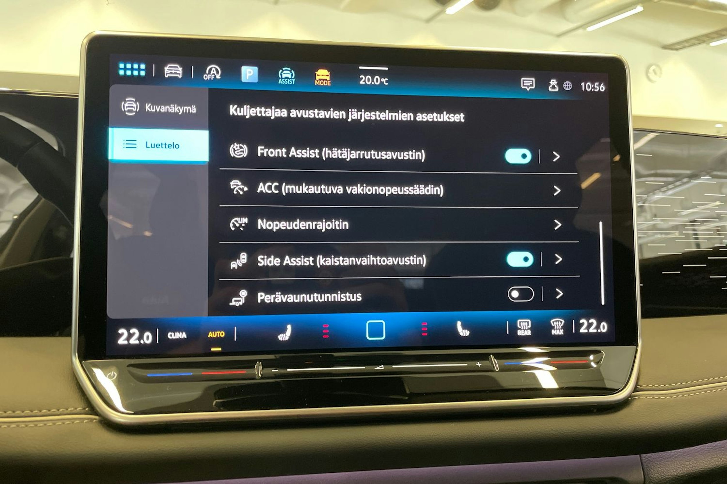 valkoinen Volkswagen Tiguan 2024 kuva 20.