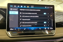 valkoinen Volkswagen Tiguan 2024 kuva 20.