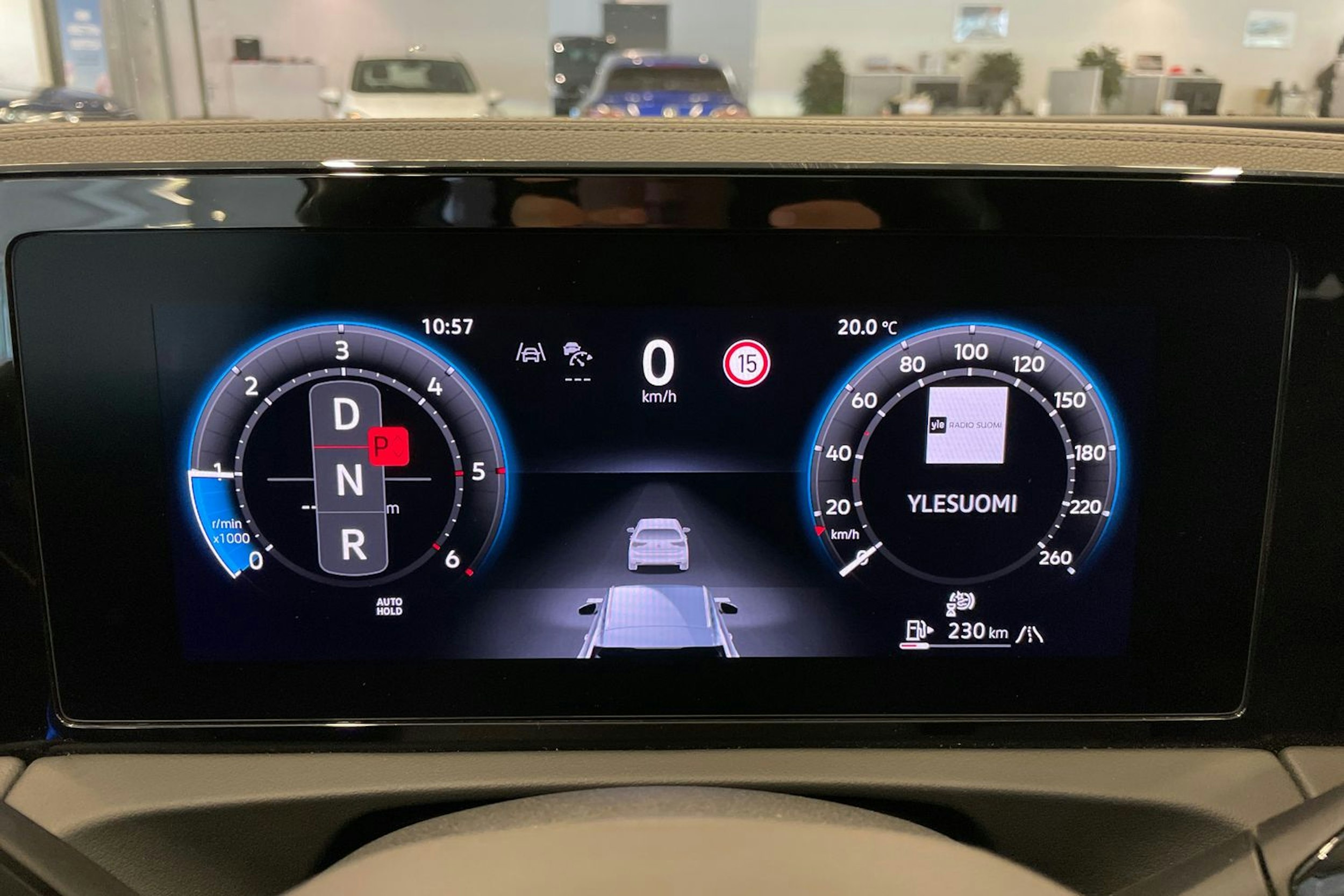 valkoinen Volkswagen Tiguan 2024 kuva 23.