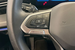 valkoinen Volkswagen Tiguan 2024 kuva 28.