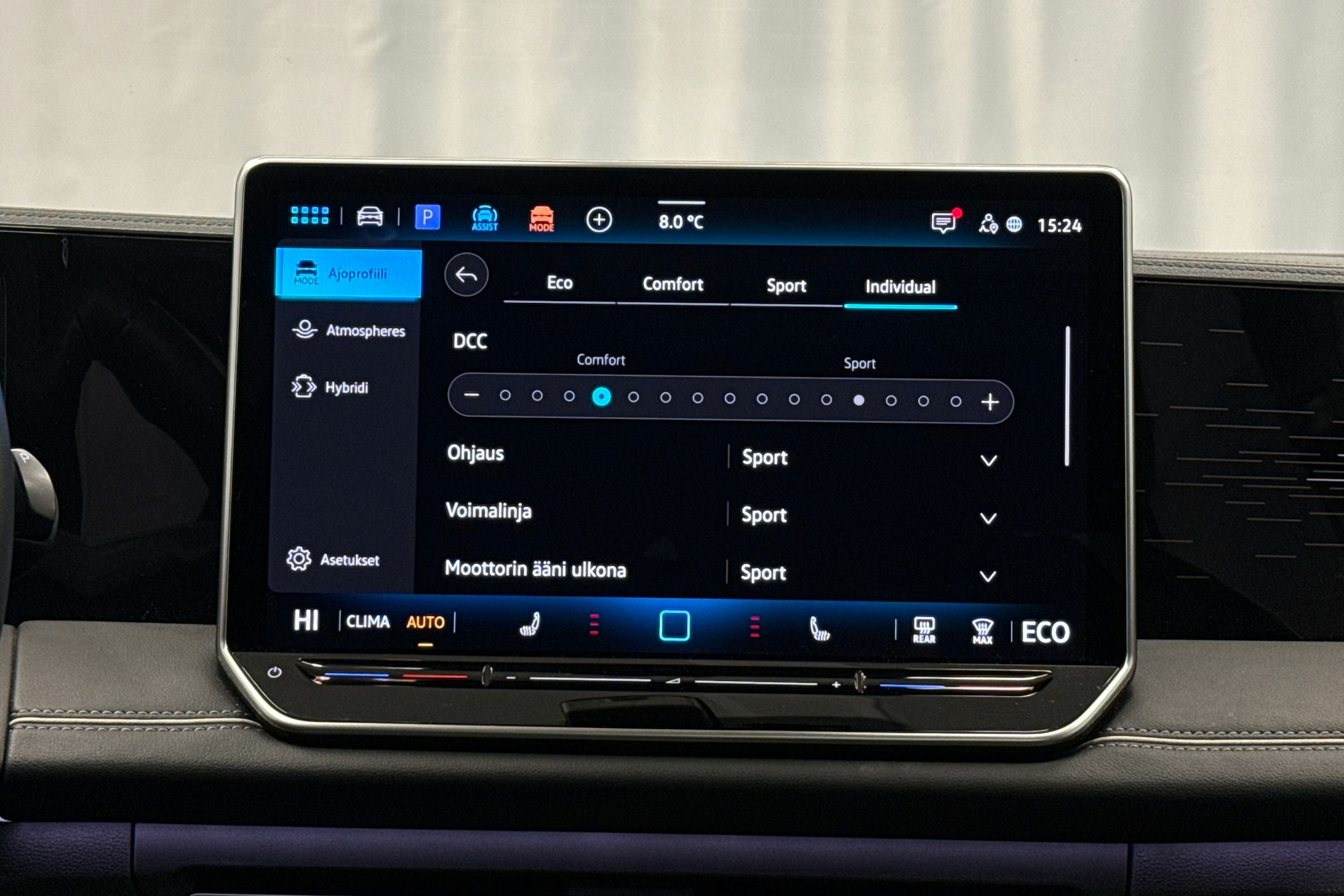 musta Volkswagen Tiguan 2024 kuva 24.