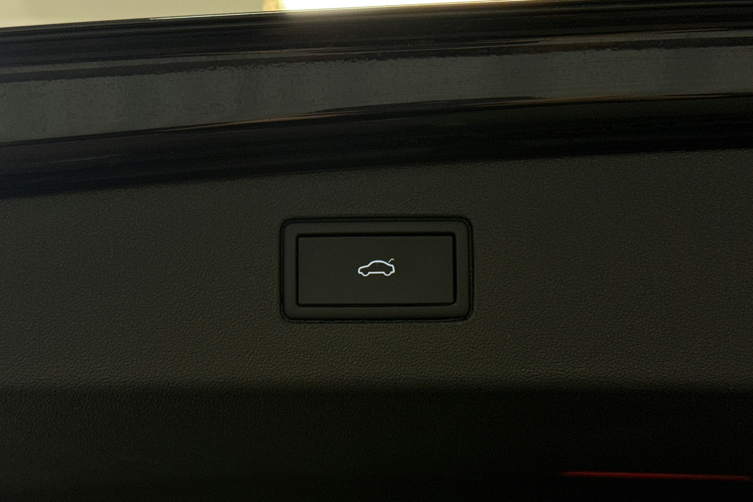 musta Volkswagen Tiguan 2024 kuva 30.