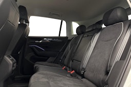 valkoinen Volkswagen Tiguan 2024 kuva 8.