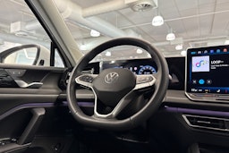 valkoinen Volkswagen Tiguan 2024 kuva 14.