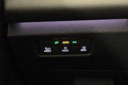 valkoinen Volkswagen Tiguan 2024 kuva 21.