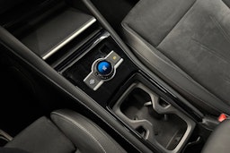 valkoinen Volkswagen Tiguan 2024 kuva 23.