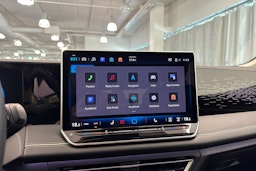 valkoinen Volkswagen Tiguan 2024 kuva 25.